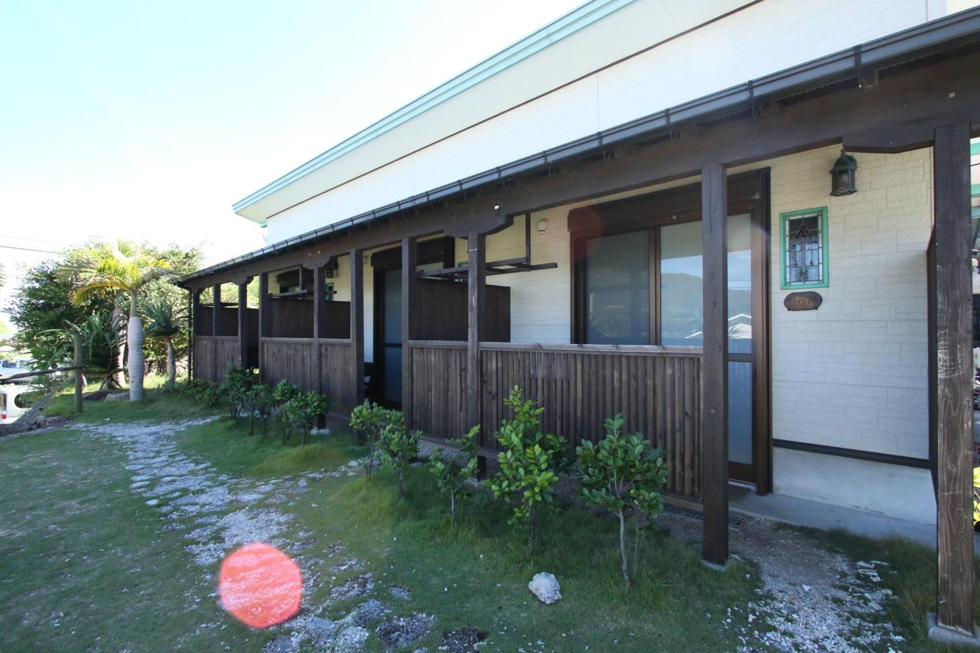 ホテル うふた 龍郷町 エクステリア 写真